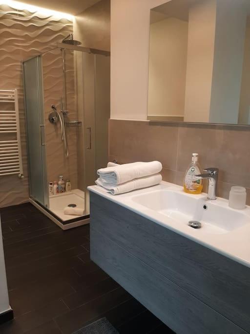 אסראלה Belfrontizio Apartment מראה חיצוני תמונה